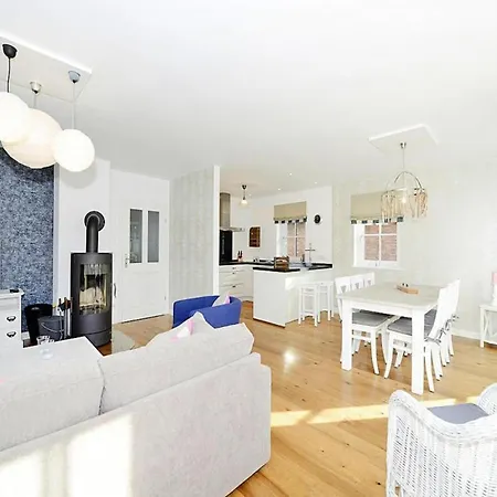 House In Wyk Near South Beach, Cleaning Included * Wyk auf Föhr
